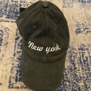 Brandy Melville New York hat